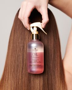 Hair Products Pictures, Hair Products Photography Ideas, Hair Products Shoot, Hair Care Product Photography Ideas, How To Hydrate Hair, Hair Oil Photoshoot, Shampoo Photoshoot, Hair Oil Photography