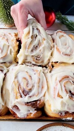 Jumbo Cinnamon Rolls (Like Cinnabon) - Simple Baking with Pep Jumbo Cinnamon Rolls, Cinnamon Rolls Christmas, Giant Cinnamon Rolls, Christmas Pie Recipes, Overnight Cinnamon Rolls, Fluffy Layers, Pecan Cinnamon Rolls, Cinnamon Roll Icing, Cinnabon Cinnamon Rolls