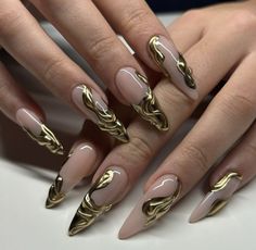 Freestyle Nails, Gold Chrome Nails, Funky Patterns, Milky Nails, Long Press On Nails, Gold Nail Designs, Chrome Nails Designs, Long Nail Designs, Gold Nail