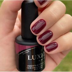 Luxio Savour – Erica's ATA Fall Nails Cranberry, Short Deep Red Nails, Dark Red Pedicure, Cabernet Nails, Toenails Colors, Shellac On Natural Nails, Shellac Colours, Deep Red Nails, Nails Gel Polish