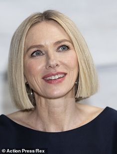 Naomi Watts Hair Bob, Naomi Watts Hair, Blonde Hair Bob, Graduated Bob Hairstyles, Sleek Bob Hairstyles, Essex House, Blonde Bob Hairstyles, Cute Haircuts, Chin Length Hair