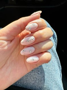 Birthday Nail Almond, Taylor Swift Concert Nail Ideas, Folklore Inspired Nails, White Detail Nails, Almond Minimalist Nails, Nail Design With Pearls, Cute Simple Nails Acrylic, Almond Nails Minimalist, Acyrilics Nails Ideas