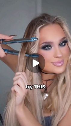 How To Use Volumizing Hair Clips, Hair Curling Hacks, Hair Hacks Videos, Hair Stylist Tips, Curl Hair With Straightener, Awesome Hairstyles, Hair Curling Tips, Curls For Long Hair