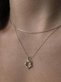 With a single crescent moon and a halo of petite stars and dazzling cubic zirconia crystals, the Celestial Halo Necklace is a subtle and dainty way to add some celestial shine to any look. Dainty Style, Halo Necklace, Necklace Size, Necklace Sizes, Crescent Moon, Gemstone Necklace