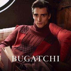 Stand out this season with meticulously designed knitwear and formal shirts in gorgeous cabernet hues.


#bugatchi #fw24 #menswear #mensfashion #cabernet #fallstyle #holiday Blazer And T Shirt, Stitch Sweater, Dark Autumn, Show Collection, 4 Seasons, Fashion Socks, Fashion Show Collection, Formal Shirts