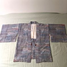 Vintage Japanese Kimono Open Robe New Condition. Never Used. Don't Know The Fabric But It Feels Thick And Sturdy. Double Lined On Top Vintage Japanese Kimono, Sleepwear Robe, Japanese Kimono, Vintage Japanese, Blue Gray, Women's Intimates, Blue Grey, Kimono Top, Vintage Ladies