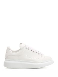 Total white "Oversize" sneakers in smooth leather with high sole and embossed logo on the heel from Alexander McQueen. White Calf Leather Sneakers For Streetwear, White Platform Sneakers With Embossed Logo And Round Toe, White Round Toe Platform Sneakers With Embossed Logo, White Calf Leather High-top Sneakers For Streetwear, Classic Platform Sneakers With Embossed Logo For Streetwear, White Leather Platform Sneakers With Embossed Logo, White Platform Sneakers With Calf Leather And Rubber Sole, White Calf Leather Platform Sneakers With Rubber Sole, White Low-top Calf Leather Platform Sneakers