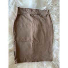 Women’s High-Rise Bandage Skirt Small Back Slit Nude/Beige Color Size Small, With A Stretch No Zip, Slip On New Without Tags Never Worn Bandage Skirt, Beige Color, Womens Skirt, High Rise, Slip On, Womens Sizes, Skirt, Tags, Customer Support