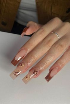 Short Fall Nails, Maquillage Yeux Cut Crease, Fall Acrylic, Thanksgiving Nail Designs, November Nails, Preppy Jewelry, Cute Nail Ideas, Fall Acrylic Nails, Thanksgiving Nails