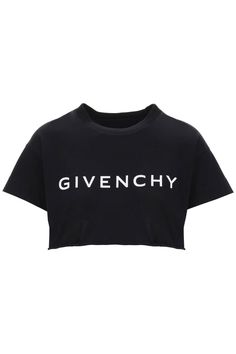 Find GIVENCHY Cropped Logo T-shirt on Editorialist. The Givenchy crew neck t-shirt has a straight and wide fit for a boxy look, highlighted by the cropped raw cut hem. Made of pure cotton jersey, it features a contrasting logo print on the chest. The neckline is finished with ribbing. The model is 177 cm tall and wears size XS. Crew Neck Crop Top With Logo Print For Streetwear, Athleisure Cropped Tops With Logo Print, Boxy Fit Logo Print Top, Relaxed Fit Logo Print Cropped T-shirt, Cropped Boxy T-shirt With Graphic Print, Cropped Boxy Fit T-shirt With Graphic Print, Givenchy Shirt, Tshirt Logo, Pure Cotton