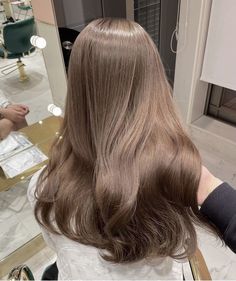 Milk Boba Hair Color, Mill Tea Hair Colour, Hazel Beige Hair, Chocolate Beige Hair, Milk Tea Brown Hair With Highlights, Dark Milk Tea Brown Hair, Milk Tea Hair Color Asian, Milktea Brown Hair Color, Milky Brown Hair