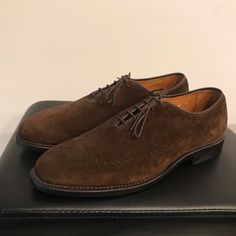 Brand New Allen Edmonds Fairfax Wholecut Brown Suede Shoes. Only Tired On And Never Worn Outside. Very Rare Model In Suede. Men’s Size 8.5c. Shoe Trees Not Included Formal Suede Oxfords With Closed Toe, Elegant Wingtip Oxfords With Suede Lining, Formal Oxfords With Suede Lining And Almond Toe, Elegant Derby Oxfords With Suede Lining, Elegant Oxfords With Suede Lining For Derby, Elegant Wingtip Dress Shoes With Suede Lining, Formal Almond Toe Oxfords With Suede Lining, Formal Suede Dress Shoes With Removable Insole, Formal Suede Closed Toe Dress Shoes