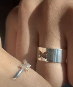 Matching Rings Aesthetic, Promise Rings Aesthetic, Promise Ring Aesthetic, Aesthetic Promise Rings, Anniversary Diy Gifts, Bday Present Ideas, Creative Gift Ideas For Boyfriend, Husband Birthday Gift Ideas, Couple Butterfly