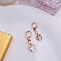 ✿ A beautiful pair of 18k GOLD plated huggie hoops ✿ This pair is perfect size for everyday hoop earrings ★ They have an endless hoop and are 18k Gold plated so can be worn everyday and keep their gorgeous gold colour and shine, longer than your standard earring. 🦋 Really versatile to wear with any outfit and perfect to wear in the lobe .Trendy and lightweight hoops you won't want to take off! They close in securely and are very comfortable ✨FREE SHIPPING IN UK✨ * Shipped same/next business day * All earrings come Gift Wrapped  💓 * Message me if you have any questions or custom requests ☺️xx Gold Infinity Earrings For Anniversary, Elegant Gold Infinity Earrings, Gold Infinity Earrings Perfect For Gifts, Elegant Hypoallergenic Infinity Earrings, Hypoallergenic Infinity Earrings For Gift, Gold Statement Earrings, Earrings Crystal, Earrings In Gold, Gold Colour