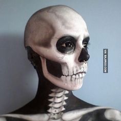 How To Paint Your Face Like A Skeleton, Skeleton Body Painting, Realistic Skull Makeup, Halloween Makeup Full Face, Bald Cap Makeup, Face Paint Skull, Full Face Paint, Skull Face Painting, Skull Face Makeup