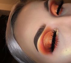 Orange Eye Looks Eyeshadows, Makeup Looks Orange Smokey Eye, Fall Orange Eyeshadow Looks, Orange And Black Eyeshadow Looks, Orange Halo Eyeshadow, Orange Eyeshadow, Orange Makeup, Make Up Inspiration