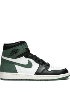 Supplied by a premier sneaker marketplace dealing with unworn, already sold out, in demand rarities. Each product is rigorously inspected by experienced experts guaranteeing authenticity. From the 2018 “Best Hand in the Game” collection, the Air Jordan 1 “Clay Green” pays tribute Michael Jordan’s many achievements and awards during his career. The sneaker features soft green nubuck around the heel and ankle alongside a contrasting white mid-panel and clay-green swoosh logo. A true ode to history Emerald Green Jordans, Jordan 1 Clay Green, Green Jordans, All Jordans, Gentlemen Wear, Game Collection, Jordan Air, Green Sneakers, Air Jordan 1 Retro High Og