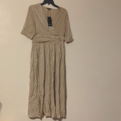 Miss Ipekyol Khaki Elbise Dress Usa Size 8 Khaki Color Beige Pleated V-neck Maxi Dress, Beige V-neck Rayon Dress, Pleated Maxi Dress For Day Out, Casual Viscose Maxi Dress For Party, Pleated Knee-length Viscose Dress, Pleated V-neck Midi Dress In Viscose, Knee-length Pleated Viscose Dress, Beige Viscose Workwear Dress, Beige Viscose Dress For Work