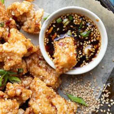 chicken wings with sesame seeds and dipping sauce