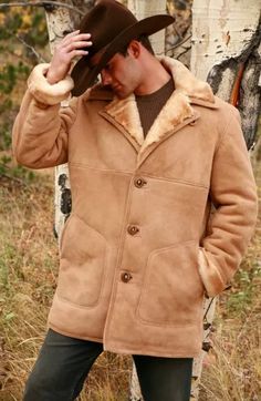 Men's Classic Sheepskin Coat Handmade Luxury | eBay Mens Shearling Coat, Cowboy Jacket, Custom Cafe Racer, Sheepskin Jacket, Cowboy Outfits, Fur Clothing, Sheepskin Coat, Western Work, Classic Coats