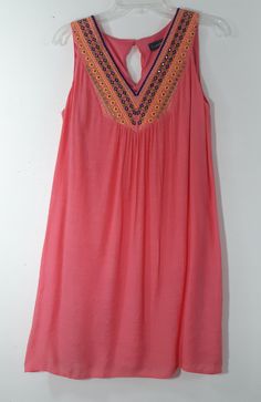 "Women's Dress A-line V neck Dress Excellent Condition Vintage by LUXOLOGY Size S Fresh pretty comfortable! Beautiful Rayon blend textured gauzy salmon pink, embroidered beaded CLEOPATRA neckline. Flowy boho dress, sleeveless, gathered across bust line, V neck, fully lined. High quality. Excellent condition. Easy to wear casual chic vintage for the disco sporting life. MEASUREMENTS: Length - 35.5\" Bust (underarms to underarms) - 18.5\"x2 Sleeve (shoulder to cuff) - 0\" Waist - 20\"x2 Hips - 21\ Summer Sleeveless Dress With Embroidered Neckline, Sleeveless Summer Dress With Embroidered Neckline, Pink Sleeveless Embroidered Summer Dress, Flowy Boho Dress, Summer Embroidered V-neck Boho Dress, Vintage Beaded Fringe Summer Dress, Vintage Embroidered V-neck Dress, Summer V-neck Fitted Flapper Dress, Ladies Caftan