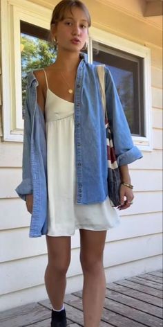 Cute Summer Rainy Day Outfit, Conservative Summer Outfit, Beach Town Outfit, Basic Outfits Summer, 13 Outfits, Outfits For Spain, Elegance Dress, Luxury Photography, Fashion Fails