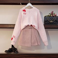 This soft-fabric, pleasant to body, warm skirt & sweater is the perfect harajuku k-pop pink outfit to wear! Knitting Heart, Pink Fall Outfits, Japanese Kawaii Fashion, Skirt 2 Piece Set, Warm Skirts, Skirt And Sweater, Pink Fall, Skirts Women, Full Dress