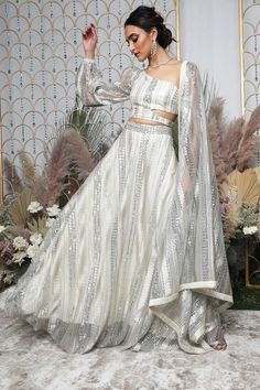 Wedding 2021 Collection | Harleen Kaur – Page 2 – HarleenKaur Indian Bridal Dress Modern, Silver Indian Outfit, Asian Wedding Guest, Modern Indian Outfits, Modern Lehenga Designs, White Dress Casual Outfit, White Bridal Lehenga, Modern Lehenga, Dress Outfits Party