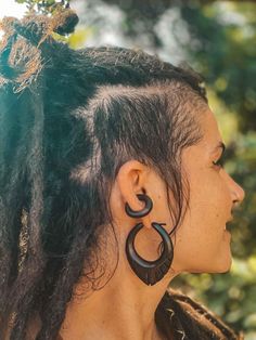 https://www.etsy.com/uk/shop/CrafterElena?ref=seller-platform-mcnav&section_id=12895111 The wooden ear cuff is beautifully smooth and tactile, very comfortable to wear, to decorate your ears and add to an ethnic or tribal style. It can also be a great present for your loved one, for her or for him.  It can be worn on the conch for maximum effect. Watch the video to see how to wear it. You will receive one ear cuff. The wooden cuff  will come presented in a beautiful recycled cotton gift bag, rea Brown Bohemian Festival Jewelry, Bohemian Brown Carved Jewelry, Bohemian Brown Wooden Jewelry, Cotton Wallet, Brown Wooden Nature-inspired Jewelry, Wood Pillar Candle Holders, Bohemian Brown Shell-shaped Jewelry, Dreadlock Accessories, Dreadlock Beads