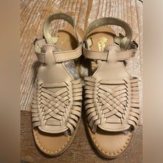 Macarena Huarache Leather Made In Mexican Open Toe Ankle Strap Sandal 9.5-10 Sizing Inside Strap Is 27 Nwot Casual Leather Huarache Sandals With Ankle Strap, Adjustable Leather Huaraches With Ankle Strap, Adjustable Leather Huaraches, Ankle Strap Sandals, Strap Sandals, Women's Shoes Sandals, Ankle Strap, Open Toe, Shoes Sandals