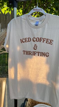 Iced Coffee & Thrifting – Melissa's Design & Co Fall Shirts Aesthetic, Circuit Clothing Ideas, Cool Thrift Stores, Womens Graphic Tee Outfit, How To Make Graphic Tees, Tshirt Merch Design, Cute T-shirts, Cricut Shirt Ideas Women, Popular Tshirt Designs