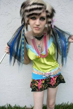 Weird Hairstyles, Myspace Scene, Weird Hair, Japanese Cartoon Characters, Alex Evans, Dakota Rose, Unnatural Hair Color, Audrey Kitching