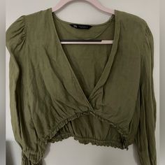 Size M Wrap Effect Long Sleeve Never Worn #Crop #Croppedtop #Zara #Green #Summer #Vneck Summer V-neck Crop Top For Brunch, Green V-neck Crop Top For Spring, Green V-neck Crop Top For Day Out, Zara Green Cropped Top, Zara Trendy V-neck Crop Top, Spring V-neck Crop Top For Brunch, Zara Green Blouse For Vacation, Zara V-neck Top For Brunch, Green Cropped Top For Brunch