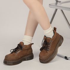 Imagine soaking up those rainy UK vibes in our English Autumn Platform Boots! These lace up boots boast an aesthetic design and a comfortable platform sole that is perfect for cooler weather. 🍂✨ Material: Vegan Leather Run small, please review the sizing information Platform Shoes Brown, Autumn Boots 2024, Autumn Shoes 2024, Winter Boots Aesthetic, Goblincore Accessories, Uk Vibes, English Autumn, Brown Platform Boots, Cute Shoes Boots