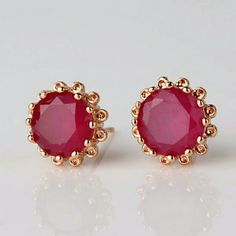 2015 New 18k Gold Cz Stud Earring Vintage Yellow / Red / Pink Big Stud Flower Crystal Fashion Jewelry For Women Rose Gold Ruby Round Earrings, Pink Stone Earrings, Womens Jewelry Trends, Buying Gold, Flower Crystal, Crystal Fashion, Jewelry Appraisal, Necklace For Girlfriend, Golden Earrings