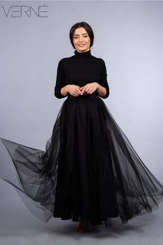 What Christmas events are you attending? This long black tulle skirt is perfetct for a family dinner, a party with friends, an office party... Evening Tulle Maxi Skirt With Lining, Lined Tulle Maxi Skirt For Evening, Evening Tulle Flared Skirt, Fitted Black Skirt For Halloween, Black Petticoat For Halloween Party, Black Halloween Party Petticoat, Fitted Evening Skirt For Halloween, Black Party Skirt For Fall, Fitted Skirt For Halloween Evening