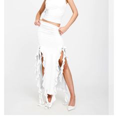 Item Runs True To Size Low Rise Ruched Waist Thigh Splits Lettuce Edge Hemline 88% Nylon 12% Elastane Model Wears Size S And Is 179cm White Lioness, White Long Skirt, White Skirt, Ruffle Skirt, White Skirts, Wearing Dress, Lettuce, Low Rise, Tank Tops Women