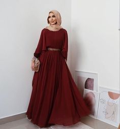 Stylish Frocks, Simple Long Dress, Moslem Fashion, Soiree Dress, Muslim Fashion Hijab Outfits, Muslimah Dress