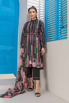 Bonanza Satrangi Rsr223p68 Black Eid Prints 2022 Black Digital Print Workwear Sets, Black Cotton Set With All Over Print, Black Cotton Sets With All Over Print, Workwear Floral Print Lawn Suit, Floral Print Long Sleeve Lawn Suit For Work, Multicolor Digital Print Lawn Suit For Work, Multicolor Cotton Lawn Suit For Workwear, Black Cotton Lawn Suit For Work, Black Long Sleeve Lawn Suit For Work