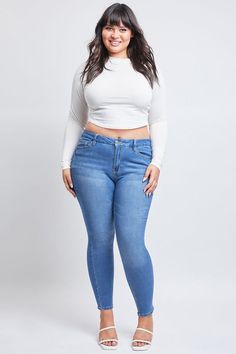 It's giving vixen energy! Our Women's Plus Size Curvy Fit High-Rise Skinny Jeans made with Recycled Fibers are so comfortable and flattering, they'll be your new go-to this season. Part of our Curvy Fit collection, these jeans are designed with a cinched waist and a little extra room in the hips and thighs to give you a fit that perfectly hugs your curves. These feature a super high-rise and are fitted throughout for an insanely figure-flattering fit. Made with a super stretchy denim for all-day Jeans For Big Belly, Tall Plus Size Women, Plus Size Teen, Big And Tall Style, Curvy Body Types, Big Women Fashion, Curve Fashion, Midnight Sky, Curve Jeans