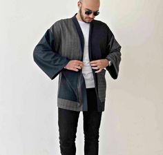 "This streetwear-style patchwork jacket is perfect for spring or fall. Japanese loose-style haori cardigan is made from dark gray and herringbone flannel cotton fabric. It has long and wide sleeves. The unisex kimono jacket is of a loose fit, we recommend choosing the size you usually wear. The fabric is one of the more popular choices, as it's a breathable and natural fabric that stays cool. In this jacket, two pieces of dark gray and herringbone pattern fabric are sewn together with a patchwor Men Japanese Style, Gender Neutral Clothing, Fall Patchwork, Neutral Clothing, Jacket Streetwear, Gender Neutral Clothes, Winter Shirts, Patchwork Jacket, Natural Fabric