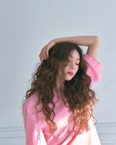 Soft Grunge Hair, Yuna Kim, Curly Girl Hairstyles, Hair Stylist Life, Permed Hairstyles, Asian Hair, Medium Hair Cuts