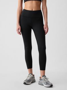 Moisture wicking helps keep your skin dry.  Stretch allows freedom of movement while providing superior shape retention.  Elongating flatlock contouring seams create smooth lines and help prevent chafing.  Smooth, flat, wide waistband.  Pockets at sides.  Laser cut finish on hem.  These leggings are made with 79% recycled polyester.  Less waste in the world.  More great clothes for you.  High waisted.  Fitted silhouette hugs the body. Gap Clothes, Gap Outfits, Gap Fit, Freedom Of Movement, Smooth Lines, Fitted Silhouette, Wide Waistband, Dry Skin, Moisture Wicking