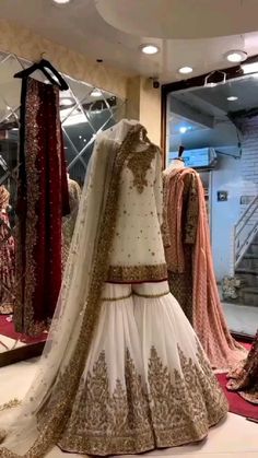 Getting Replaced, Nikah Outfit, Muslim Bridal, Nikah Dress, Red Bridal Dress, Bridal Lehenga Designs, Desi Wedding Dresses, Nikkah Dress, Asian Bridal Dresses