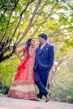 Wedding Stills Telugu Outdoor, Outdoor Stills For Couple, Wedding Stills Indian, Odia Wedding, Outdoor Stills, Couple Poses Outdoor, Couple Stills, Marriage Poses