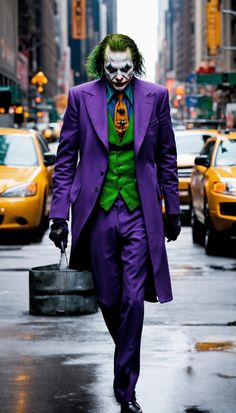 batman joker Joker Costume Ideas For Men, Diy Riddler Costume, Joker Halloween Costumes Men, The Joker Outfit, Lady Joker Costume, Joker Costume Diy, Purple Wedding Suit, Fictional Villains