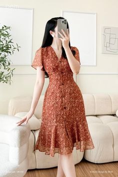 Simple Frock Designs For Women, Style Africain, Simple Frocks, Spring Nail Designs, Frock For Women, Cute Dress Outfits, Modest Dresses Casual