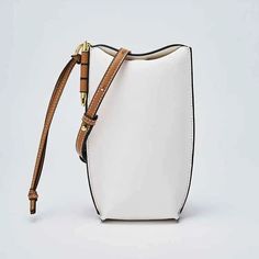 0 Custom Handbags, Plus Size Outerwear, Fashion Lady, Mobile Phone Bag, Poly Bags, Hiking Trip, Leather Pouch, Phone Bag, White Bag