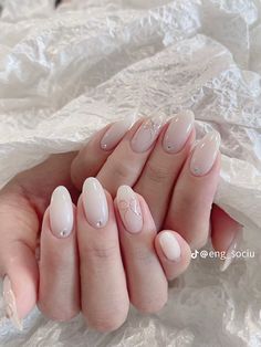 Rounded Acrylic Nails, Ballet Nails, Graduation Nails, Asian Nails, January Nails, Simple Gel Nails, Pretty Gel Nails, Japanese Nails, Short Nail Designs