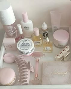 Pink Makeup Products Aesthetic, Pink Skin Care, Vanity Products, Tanning Products, Pink Lifestyle, Makeup Aesthetic